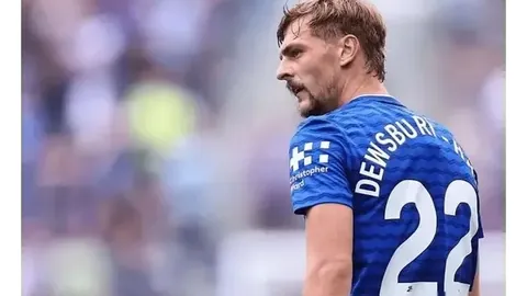 拜仁欲续签诺伊尔，排除提前调回努贝尔可能性。